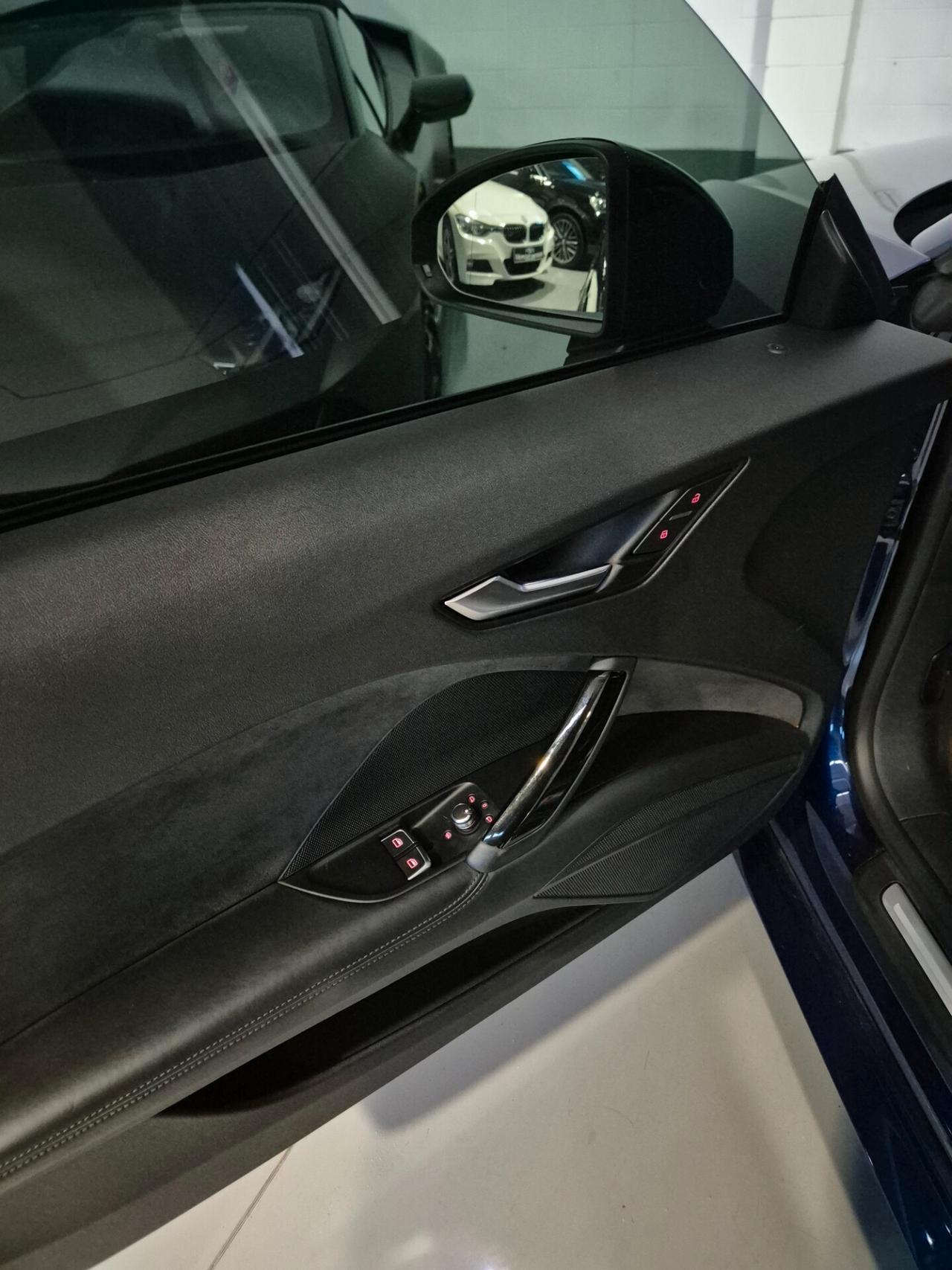 Audi TT S-line TFSI S-tronic 1.8cc 179cv Automatica