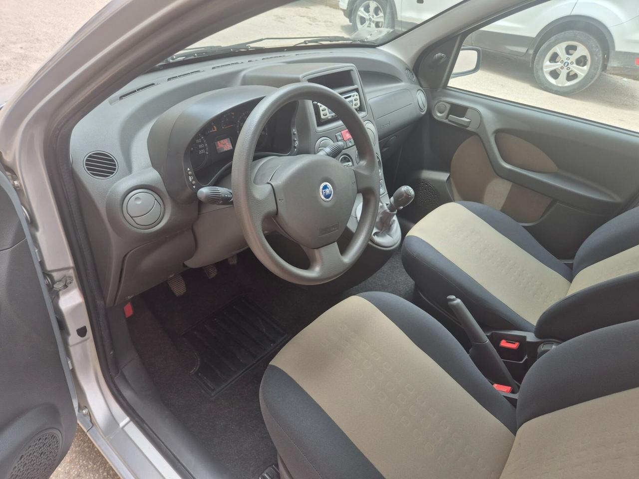 FIAT PANDA 1.2 BENZINA 60 CV SOLI KM 61000 CERTIFICATI