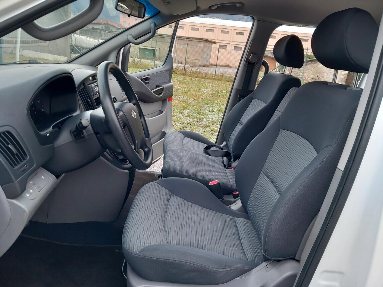 Hyundai H-1 2.5 CRDi Van 6 p.ti Style