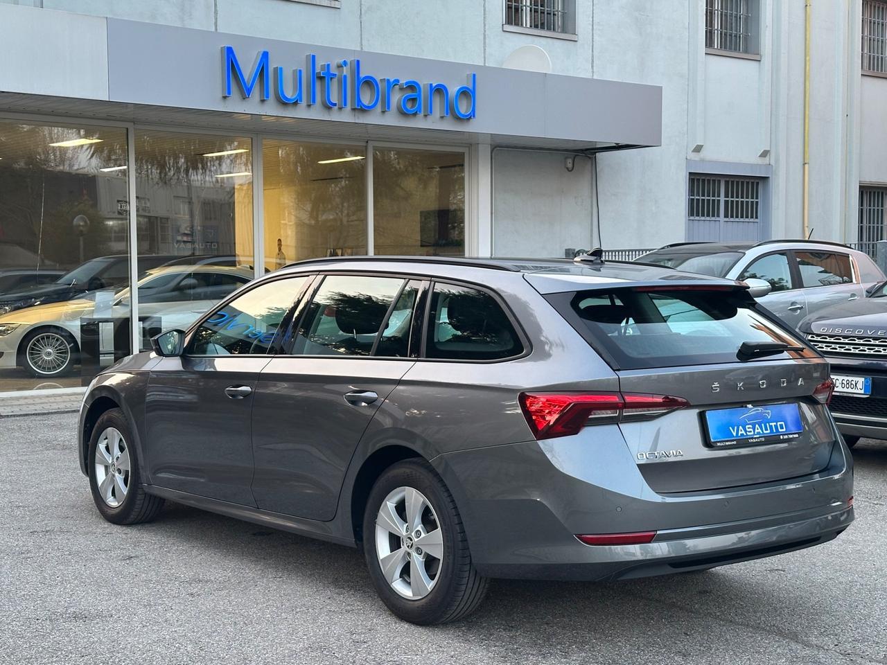 Skoda Octavia 2.0 TDI EVO SCR 150 CV DSG Wagon Sportline