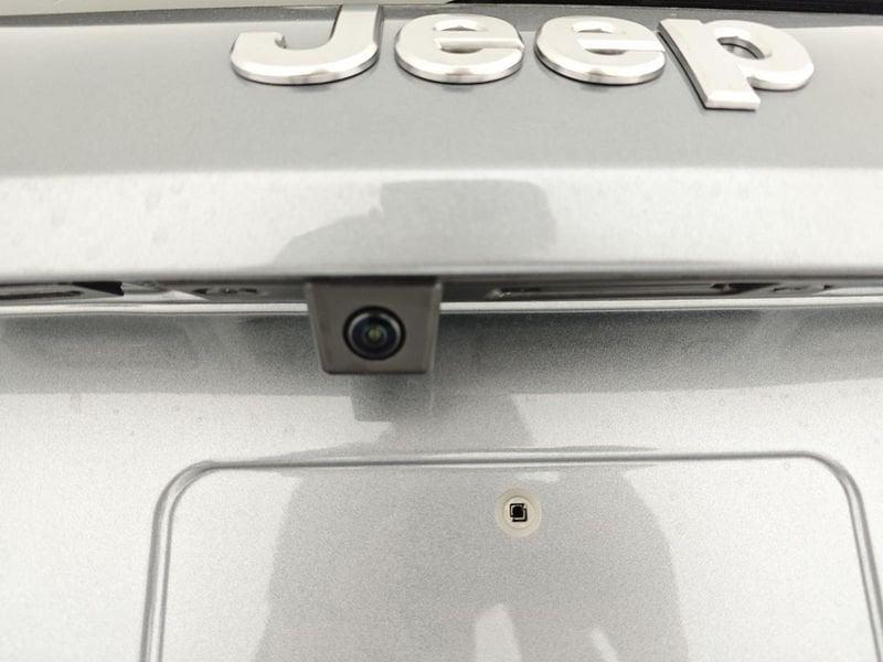 Jeep Avenger 1.2 Turbo MHEV Summit + tetto panorama + Infotainment & Convenience Pack + Leather & Winter Pack