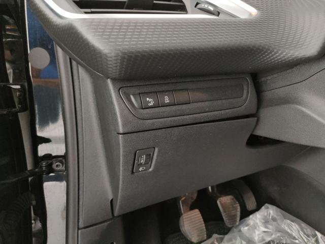 PEUGEOT 2008 PureTech 82 Allure