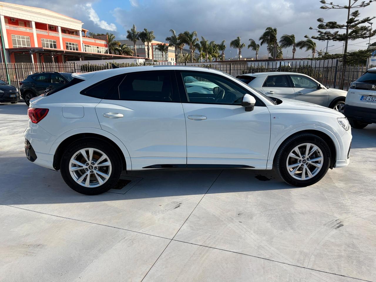 Audi Q3 SPB 35 TDI S line edition