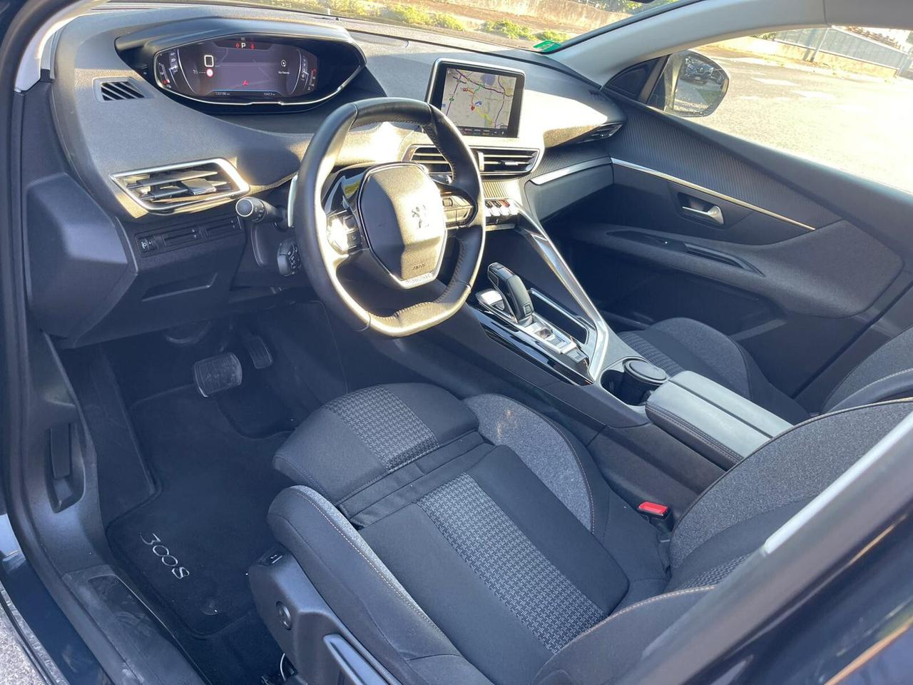 Peugeot 3008 BlueHDi 130 S&S Crossway