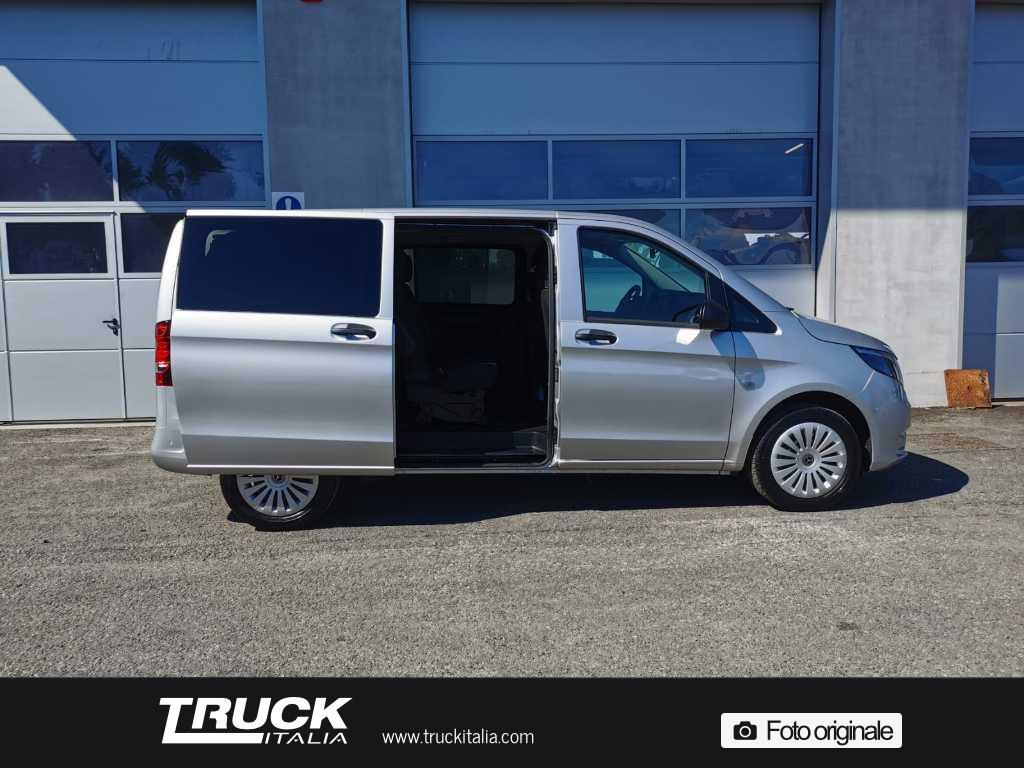 Mercedes-Benz Vito III - vito 116 cdi compact 4x4 mixto auto my20