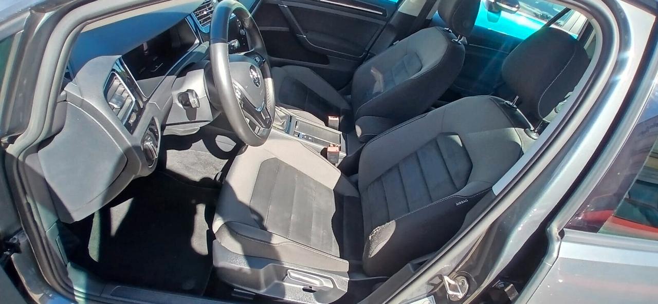 Volkswagen Golf 7.5 ° 1.6 TDI Executive - 2018