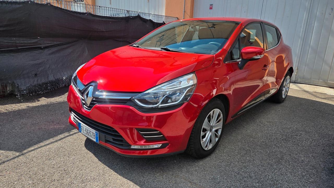 Renault Clio 1.2 75CV 5 porte Intens unico proprietario