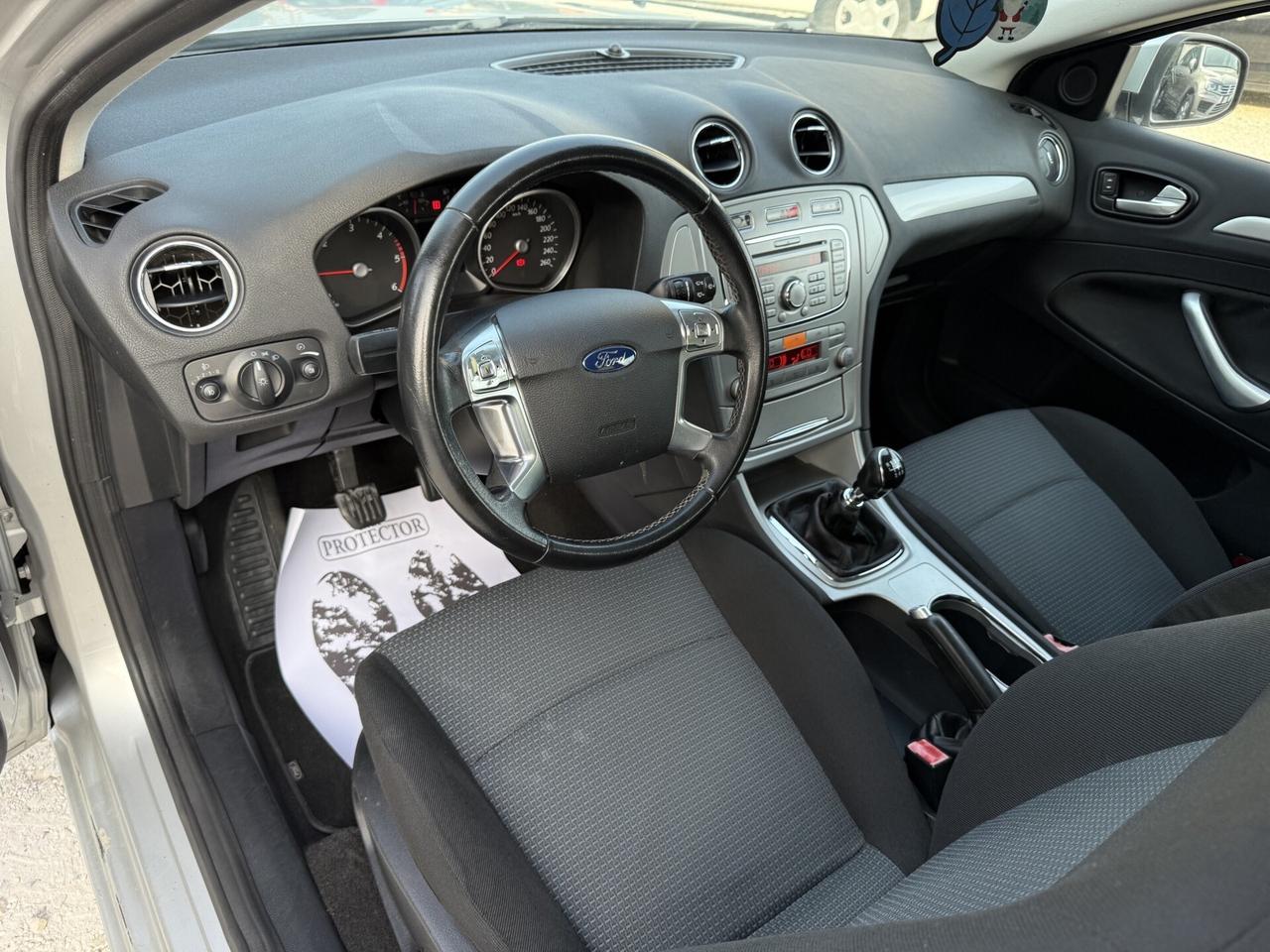 Ford Mondeo 1.8 TDCI UNICO PROP