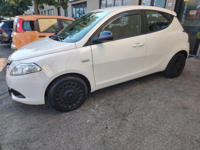 LANCIA Ypsilon 1.2 69 CV 5 porte Elefantino Rosa 60000KM-NEOPAT.