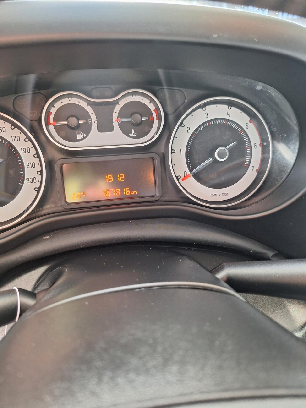 Fiat 500L 1.3 Multijet 95 CV Pop Star E6