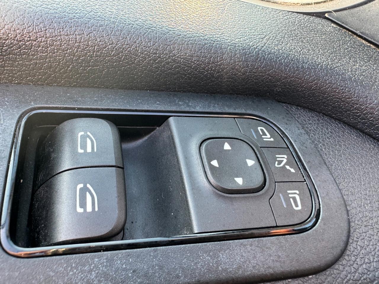 Mercedes-benz Sprinter F37/35 317 CDI F RWD TA Furgone Traz. Post.