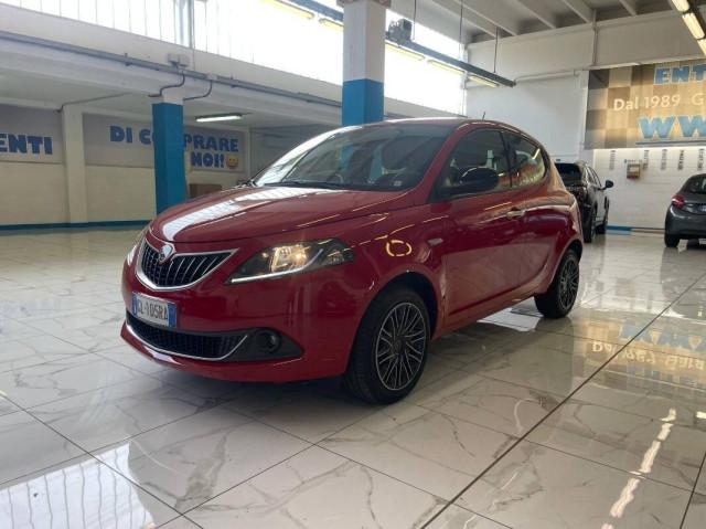 Lancia Ypsilon III 1.0 firefly hybrid Gold s&s 70cv 5p.ti