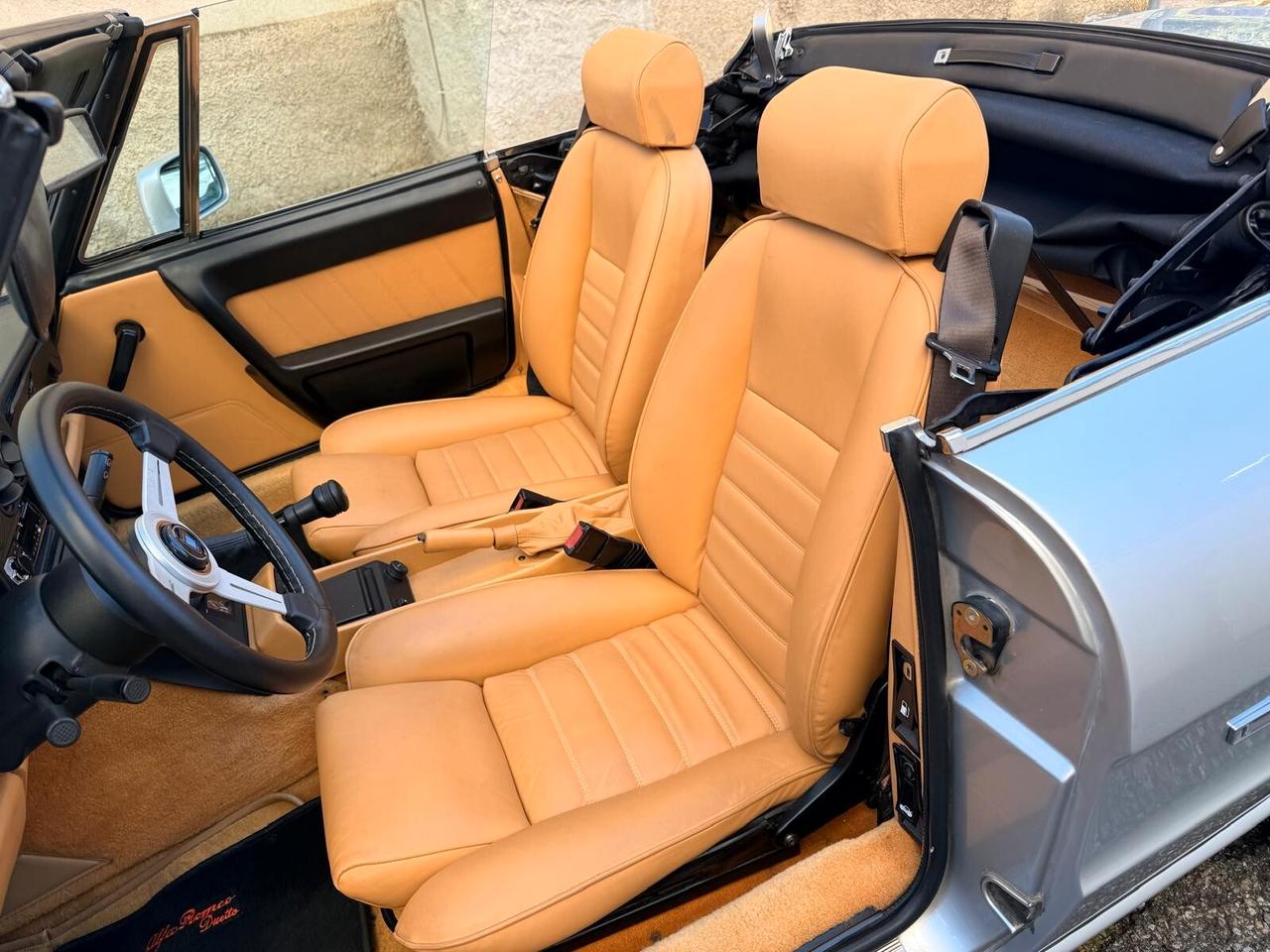 Alfa Romeo Spider 2.0i