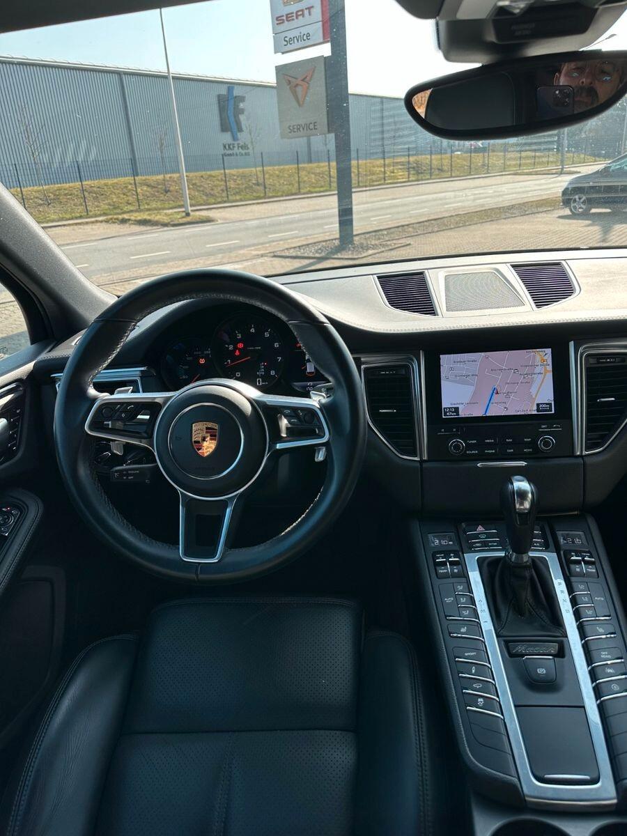 Porsche Macan 2.0 PDK, tetto panoramico, telecamera