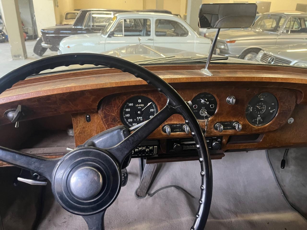 Bentley S1 Guida a SX