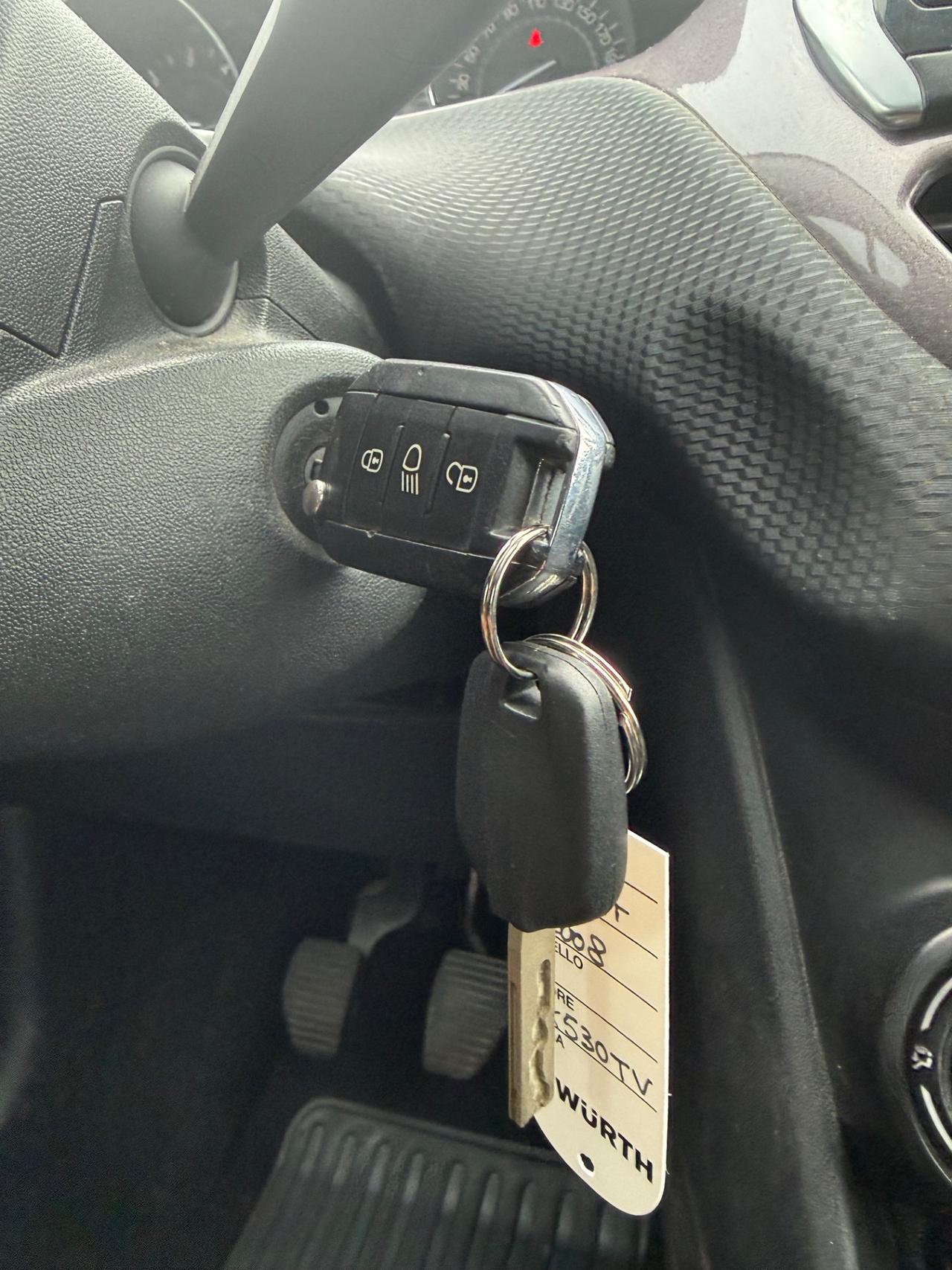 Peugeot 2008 1.5 Diesel // Neopatentati