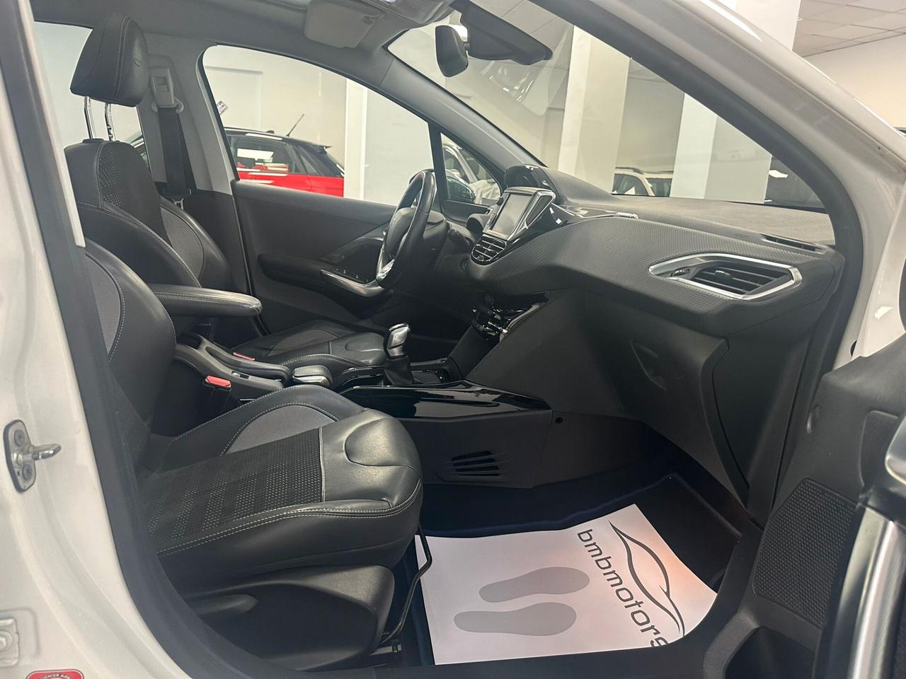 Peugeot 2008 PureTech Turbo 110 S&S Allure