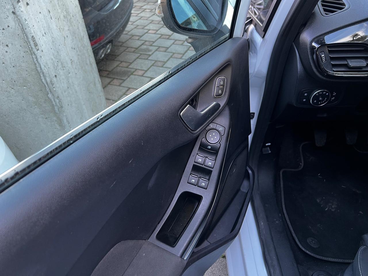 Ford Fiesta 1.1 75 CV 5 porte Titanium