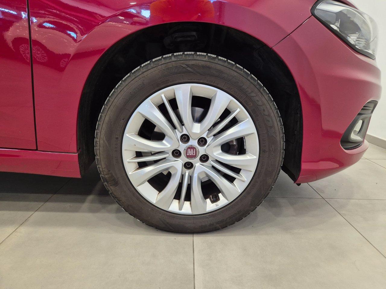 Fiat Tipo 4p 1.4 Opening Edition 95cv - UNIPROPRIETARIO - NEOPATENTATI - Sens. Park. - Bluetooth - Clima