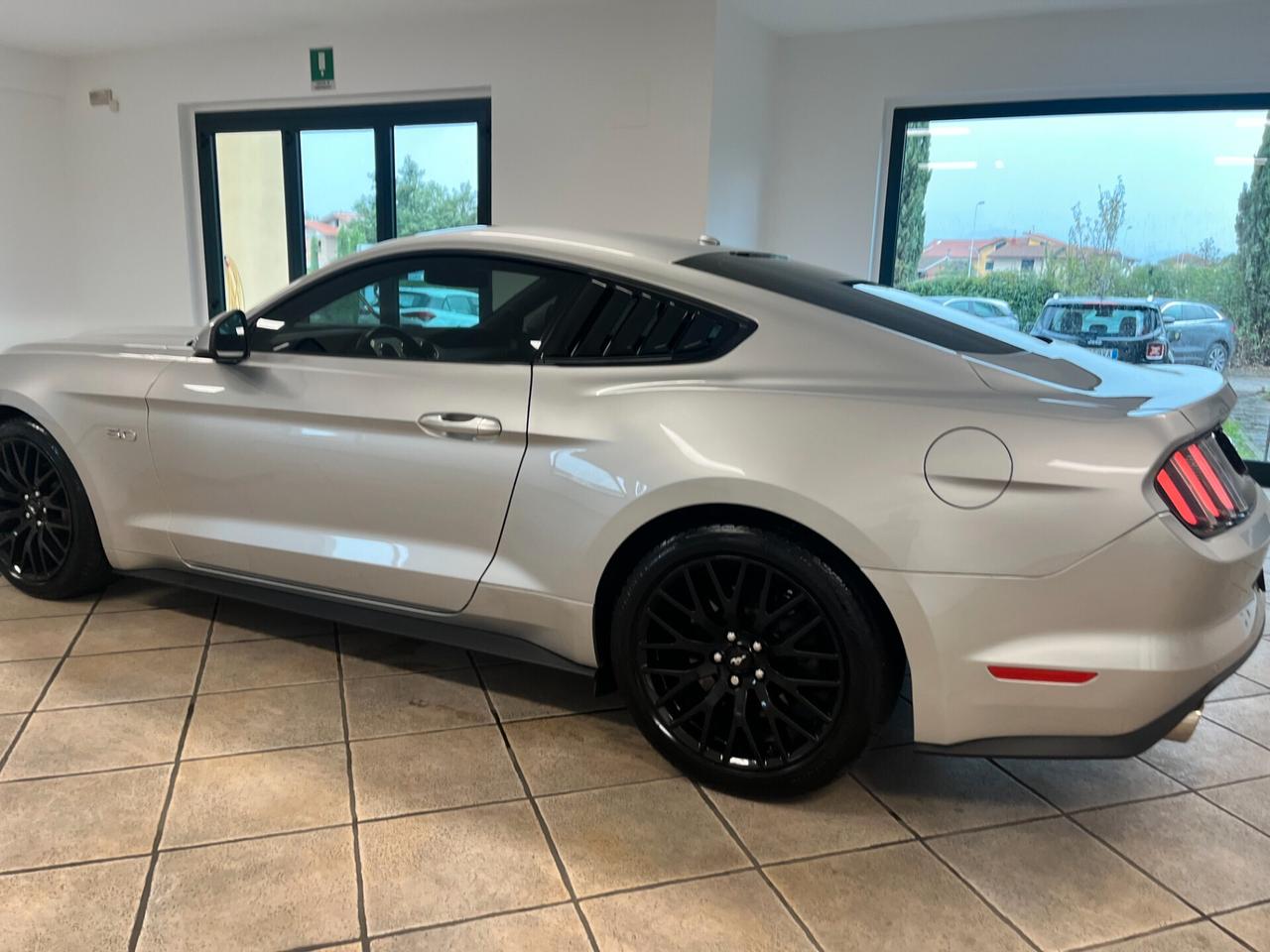 Ford Mustang Fastback 5.0 V8 TiVCT aut. GT