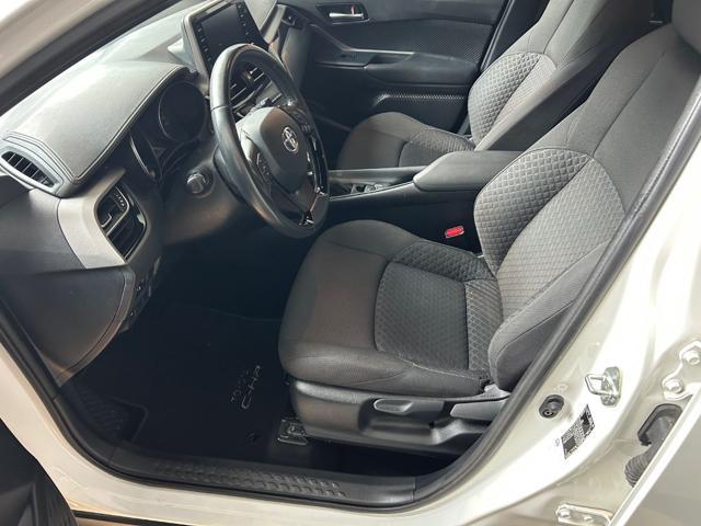 TOYOTA C-HR 1.8 Hybrid E-CVT Active