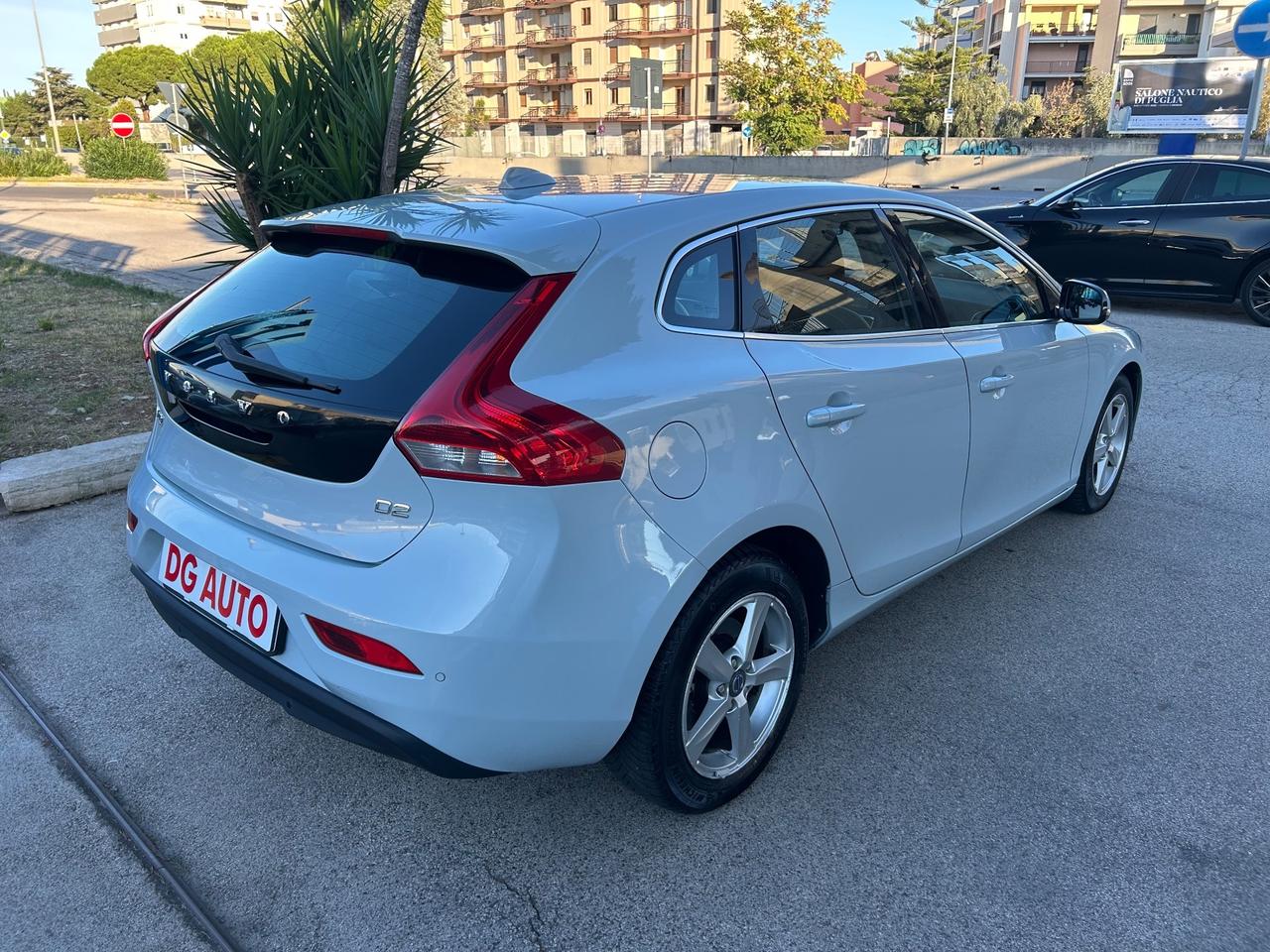 Volvo V40 D2 1.6 Diesel 115 cavalli 2013 Retrocamera