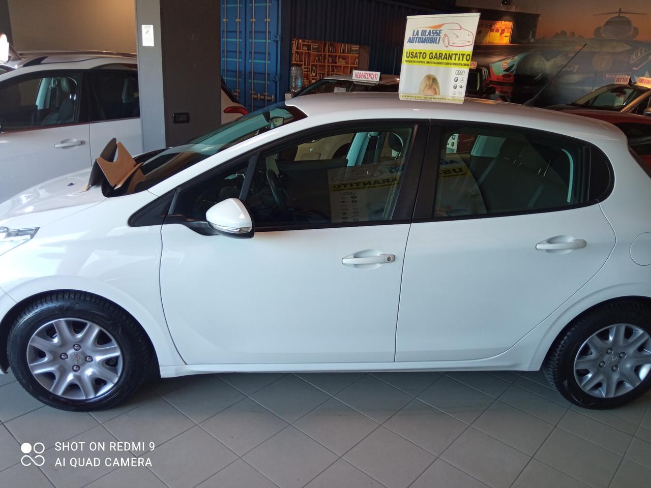 Peugeot 208 1.4 HDi 68 CV 5 porte Allure NEOPATENTATI