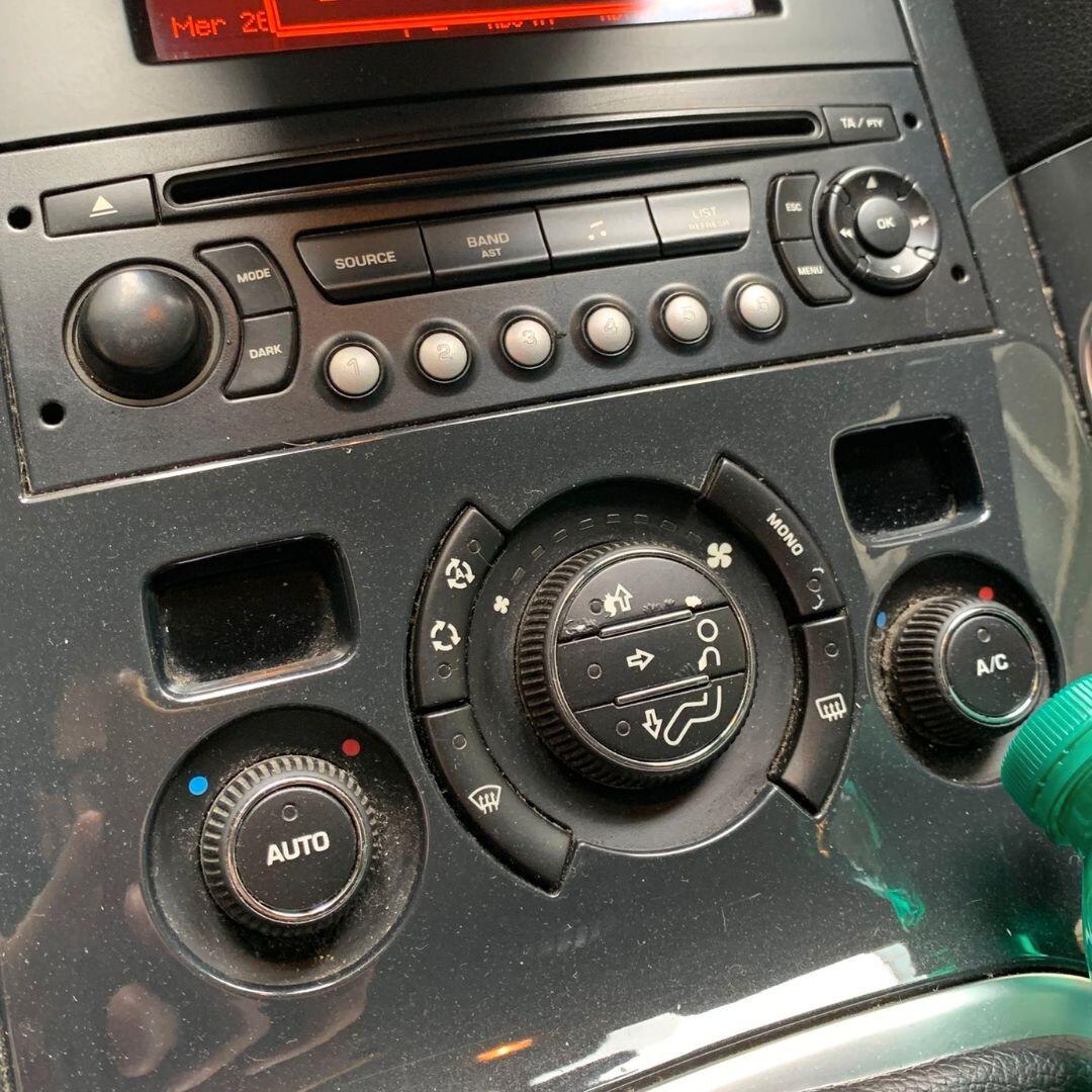 Peugeot 3008 1.6 HDi 112CV