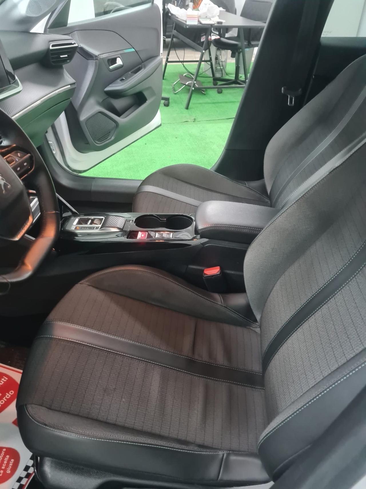 Peugeot 208 PureTech 130 Stop&Start EAT8 5 porte GT Pack