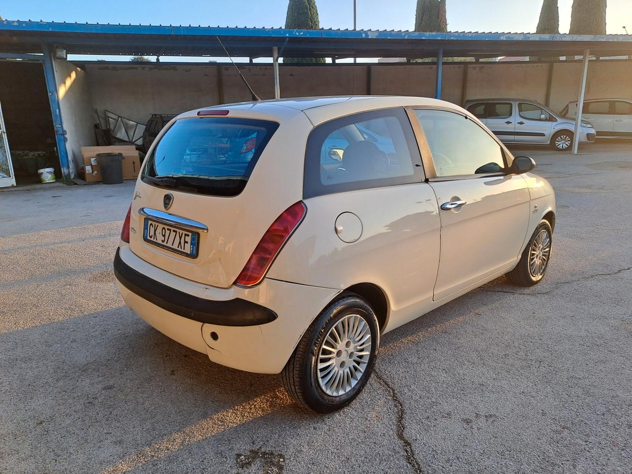 Lancia Ypsilon 1.2 16V Argento