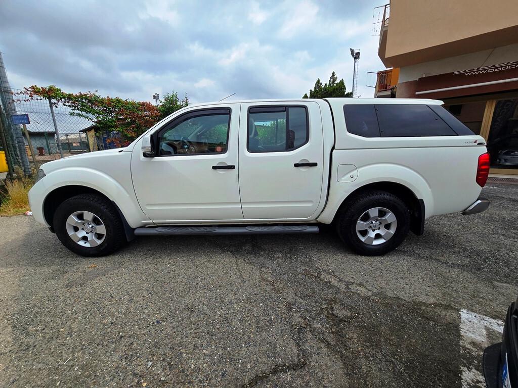 Nissan Navara 2.5 dCi 190CV 4 porte Double Cab LE
