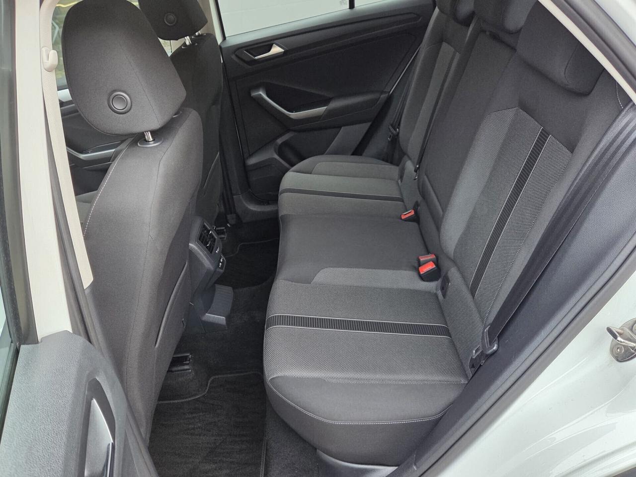 VOLKSWAGEN T-ROC 2.0 TDI 150 CV DSG