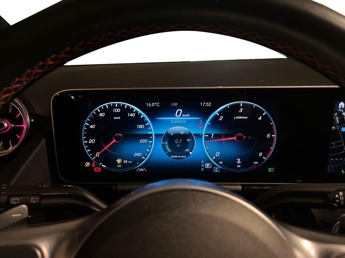 Mercedes-Benz GLA 200 d Premium auto