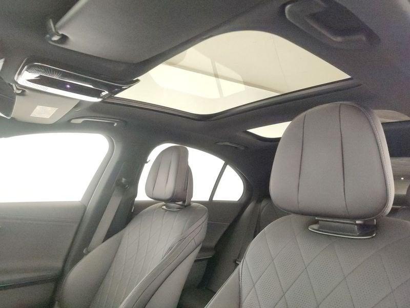 Mercedes-Benz Classe E E 220 d Exclusive Premium Plus 4matic auto
