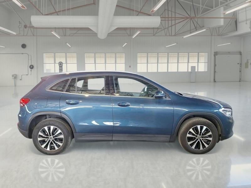 MERCEDES-BENZ GLA 250 AUTOMATIC EQ-POWER BUSINESS EXTRA CROSSOVER