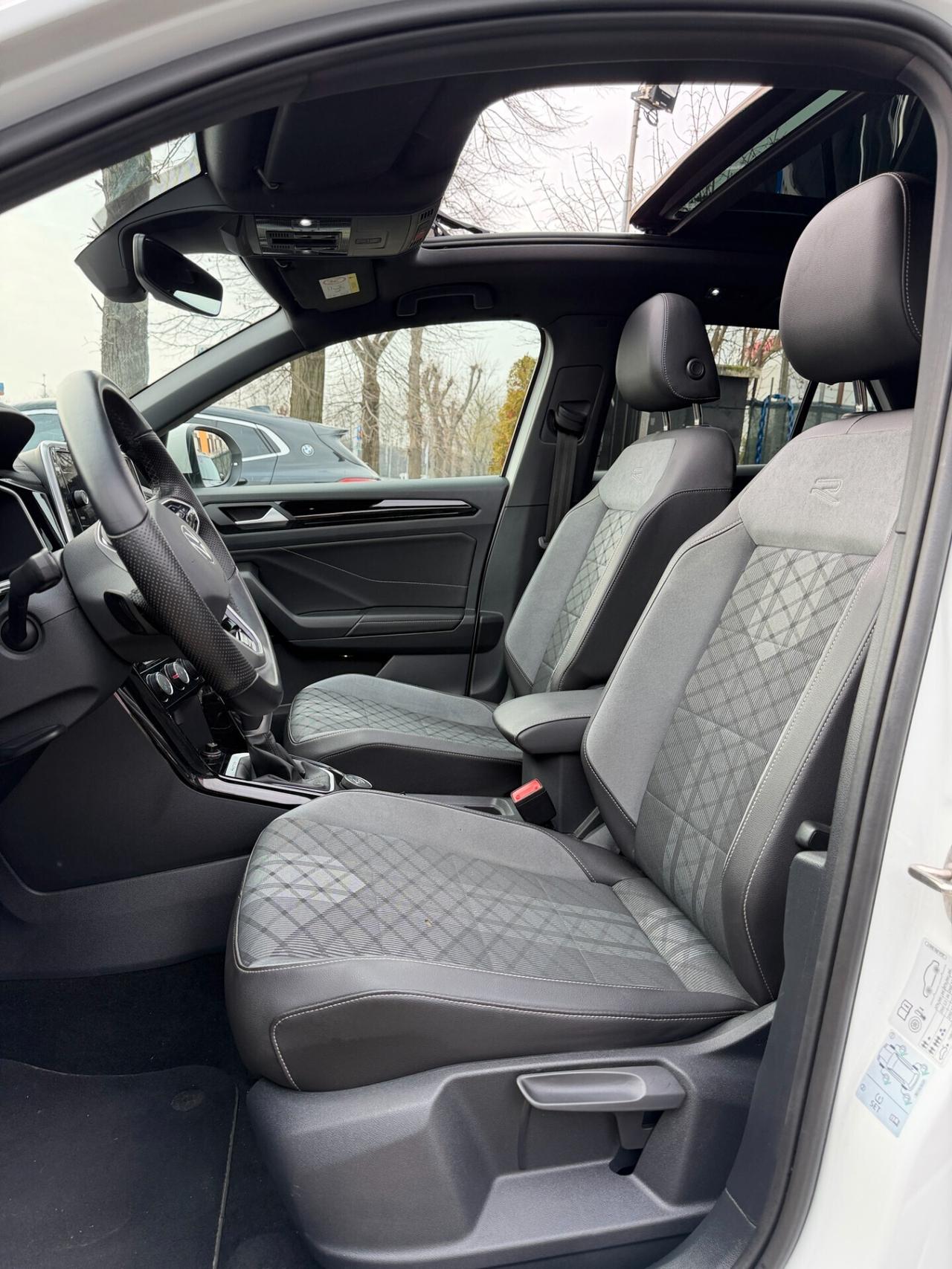 Volkswagen T-Roc 2.0 TDI SCR 150 CV DSG 4MOTION R-Line