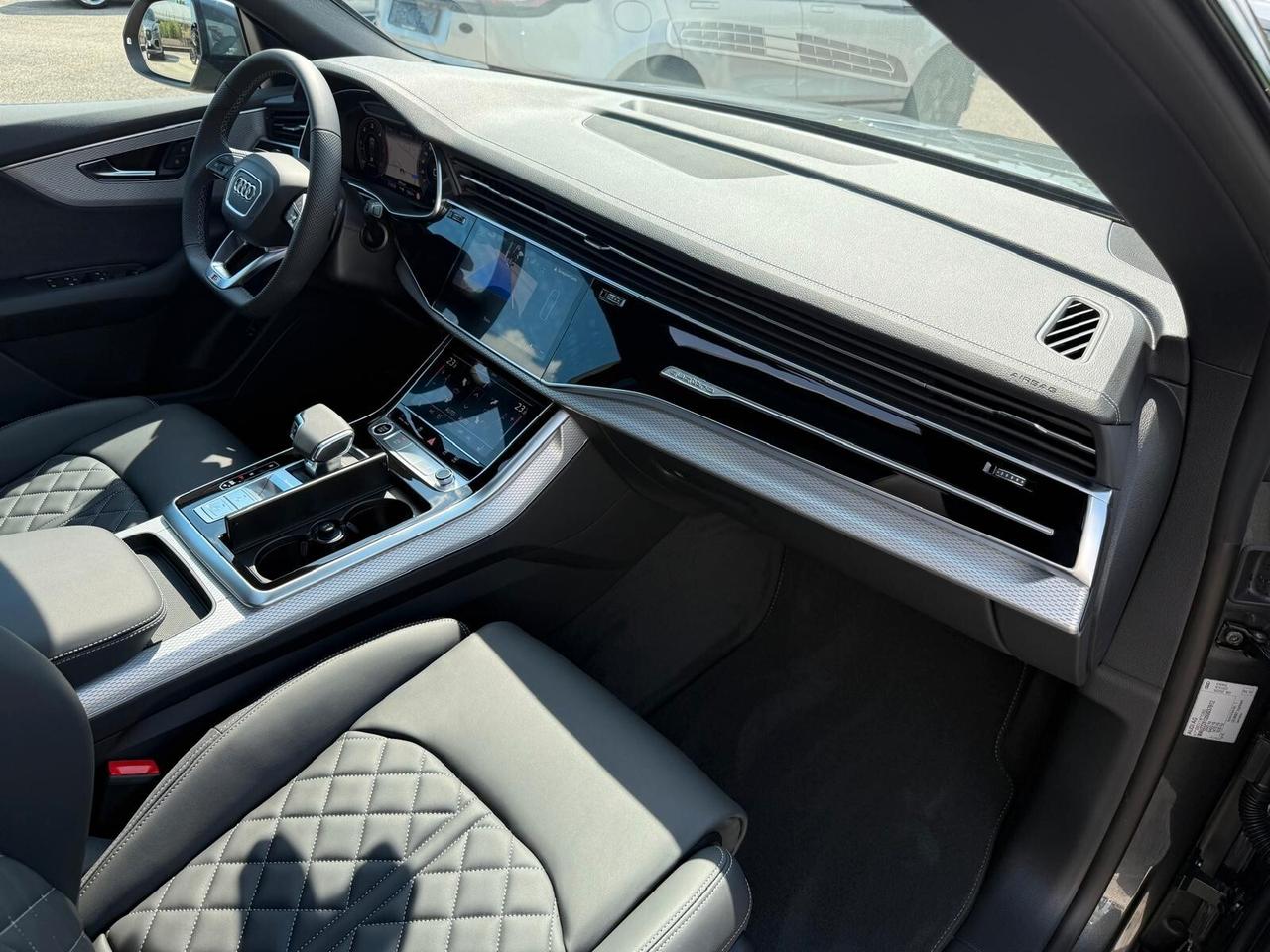 Audi Q8 TDI 286 STRAFULL PRONTA CONSEGNA