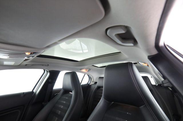 MERCEDES-BENZ CLA sse GLA GLA 200 Sport