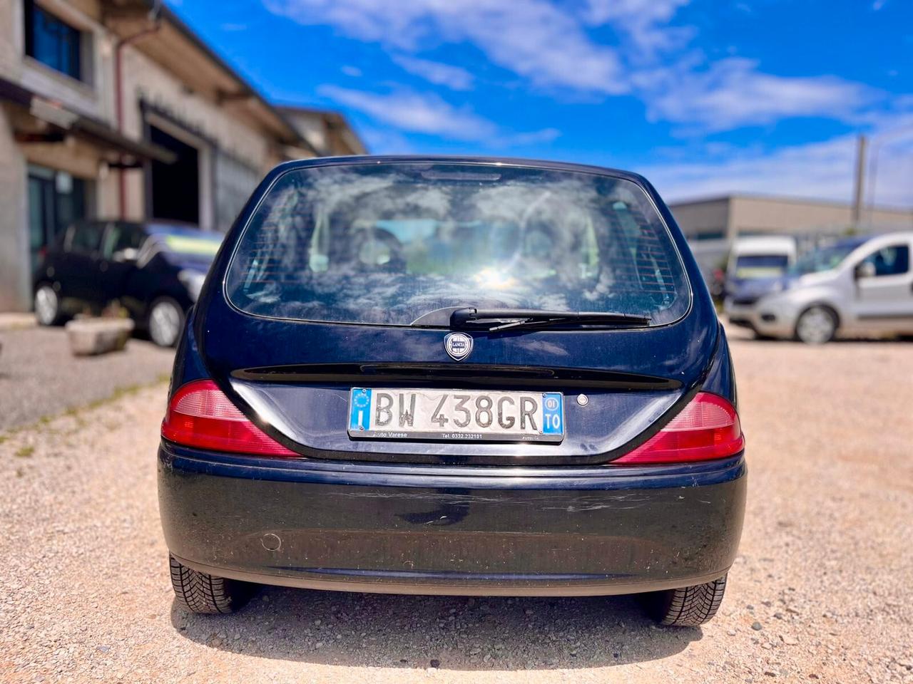 Lancia Ypsilon Elefantino