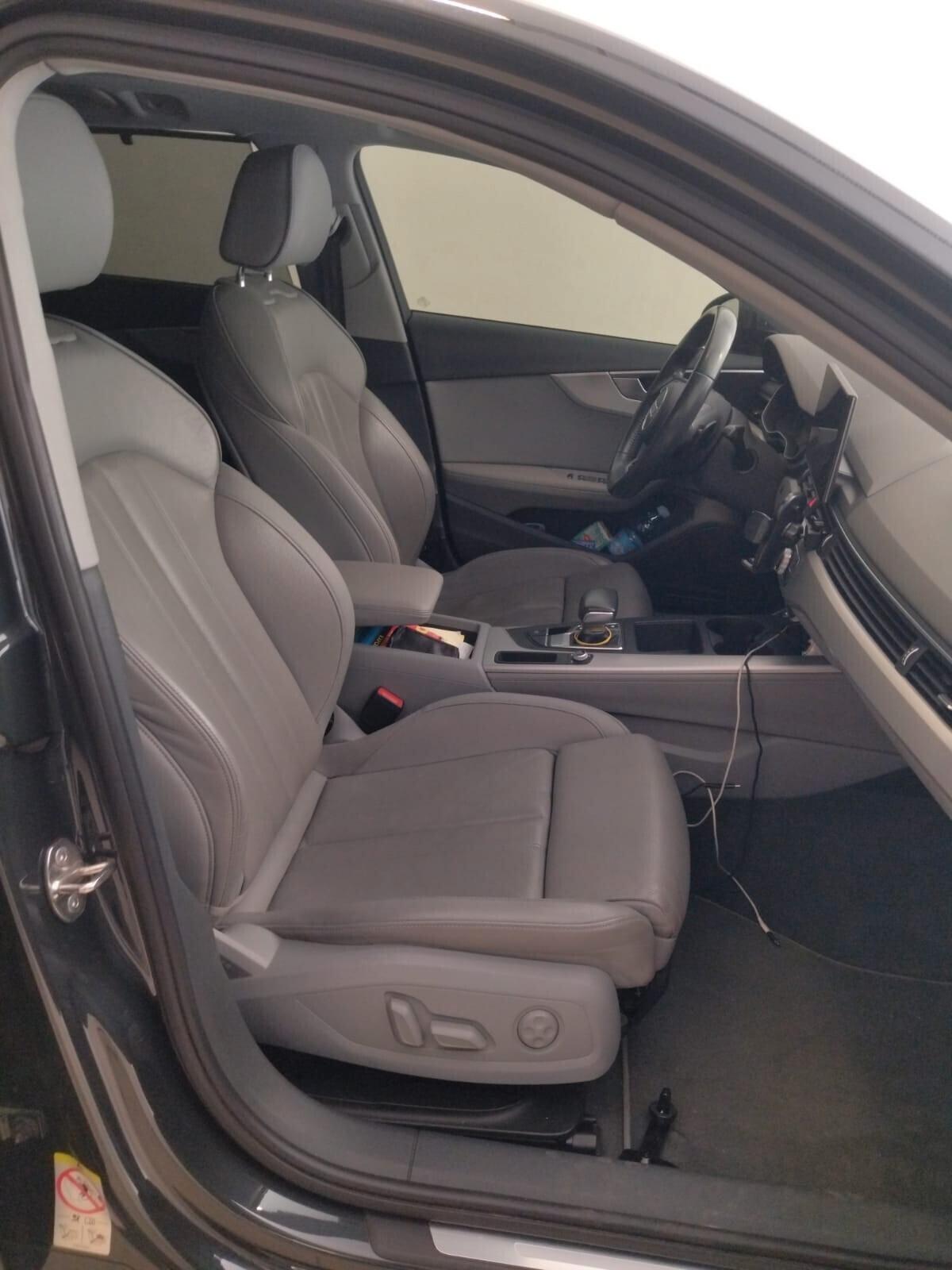 Audi A4 Avant 40 TDI S tronic LED+TETTO-18"-GANCIO