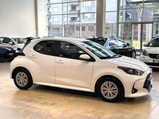 TOYOTA Yaris 1.0 5 porte Active - Telecamera - Carplay - IVA