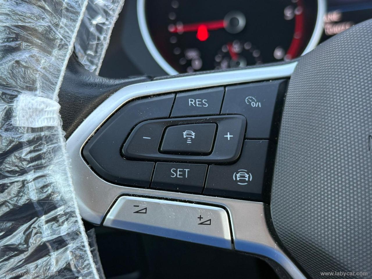 VOLKSWAGEN Tiguan 2.0 TDI 150CV SCR DSG R-Line