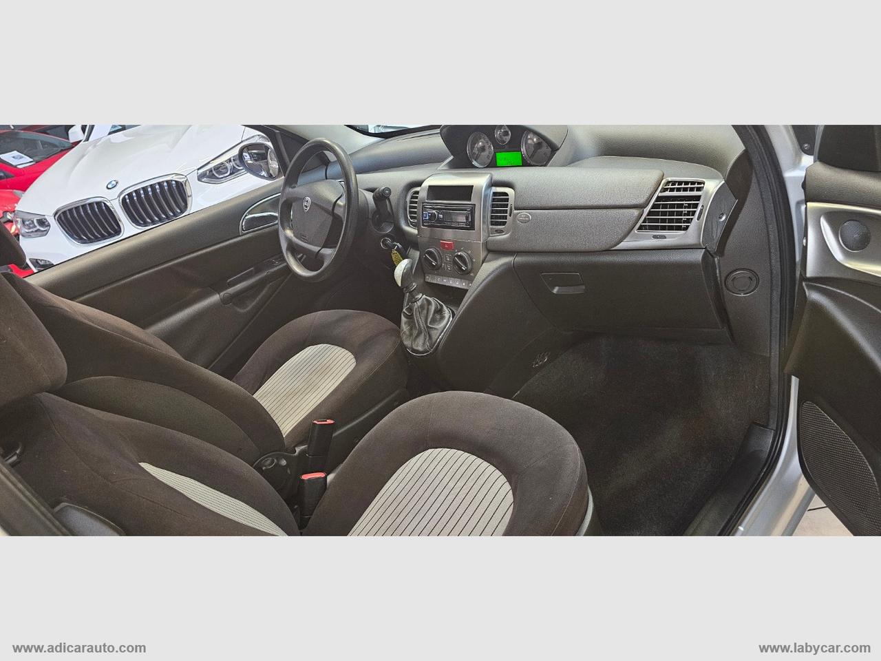 LANCIA Ypsilon 1.4 16V Oro Bianco