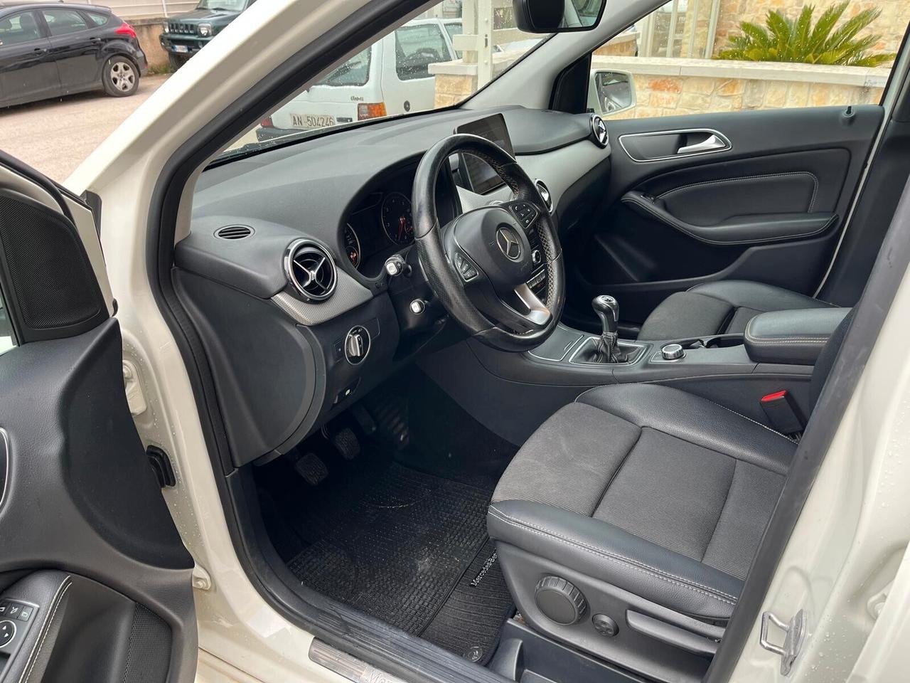 Mercedes-benz Classe B 180 d Sport AMG