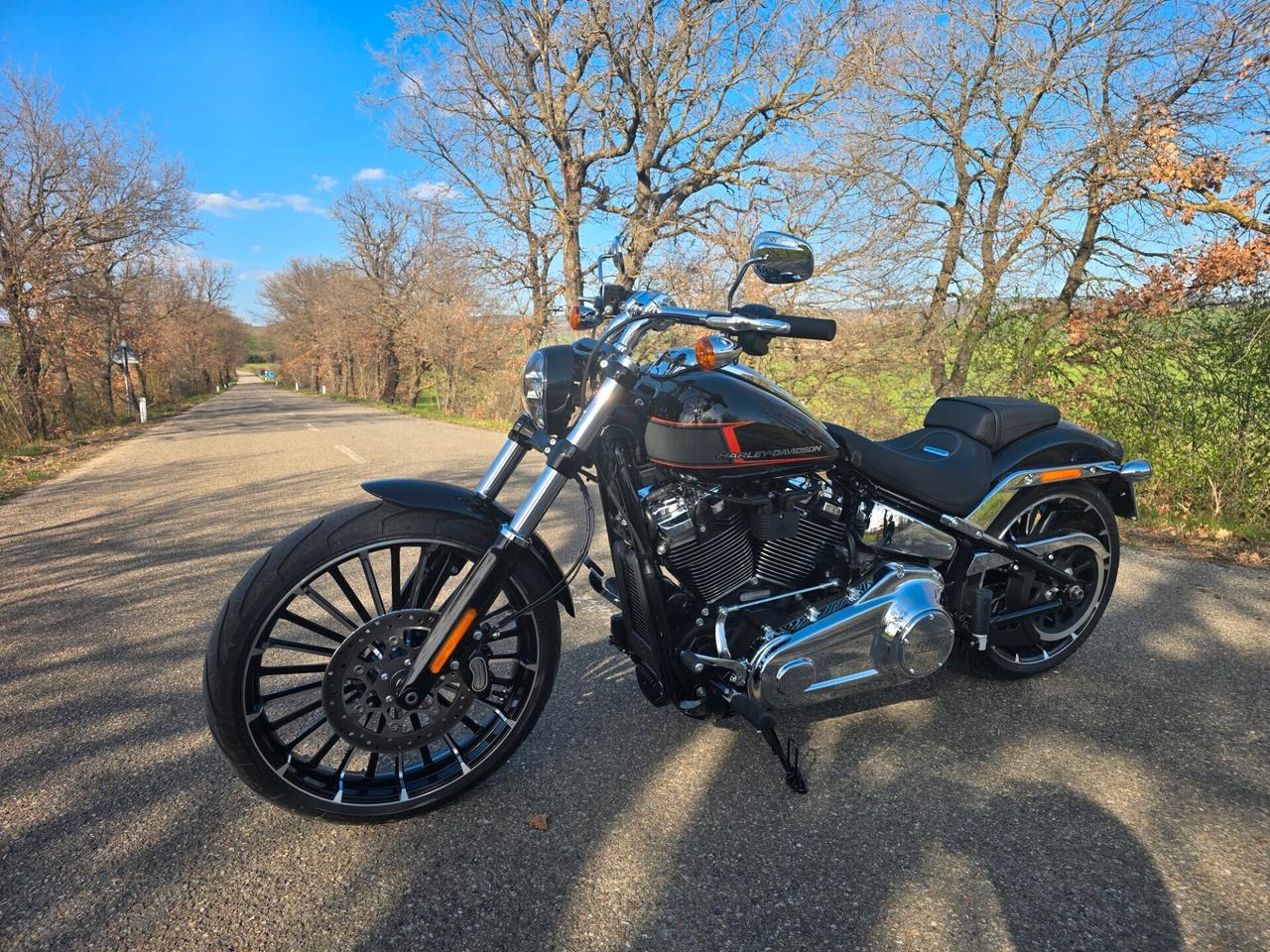 Harley-davidson Softail Breakout 117 , KM 0 , Garanzia fino 12/2027