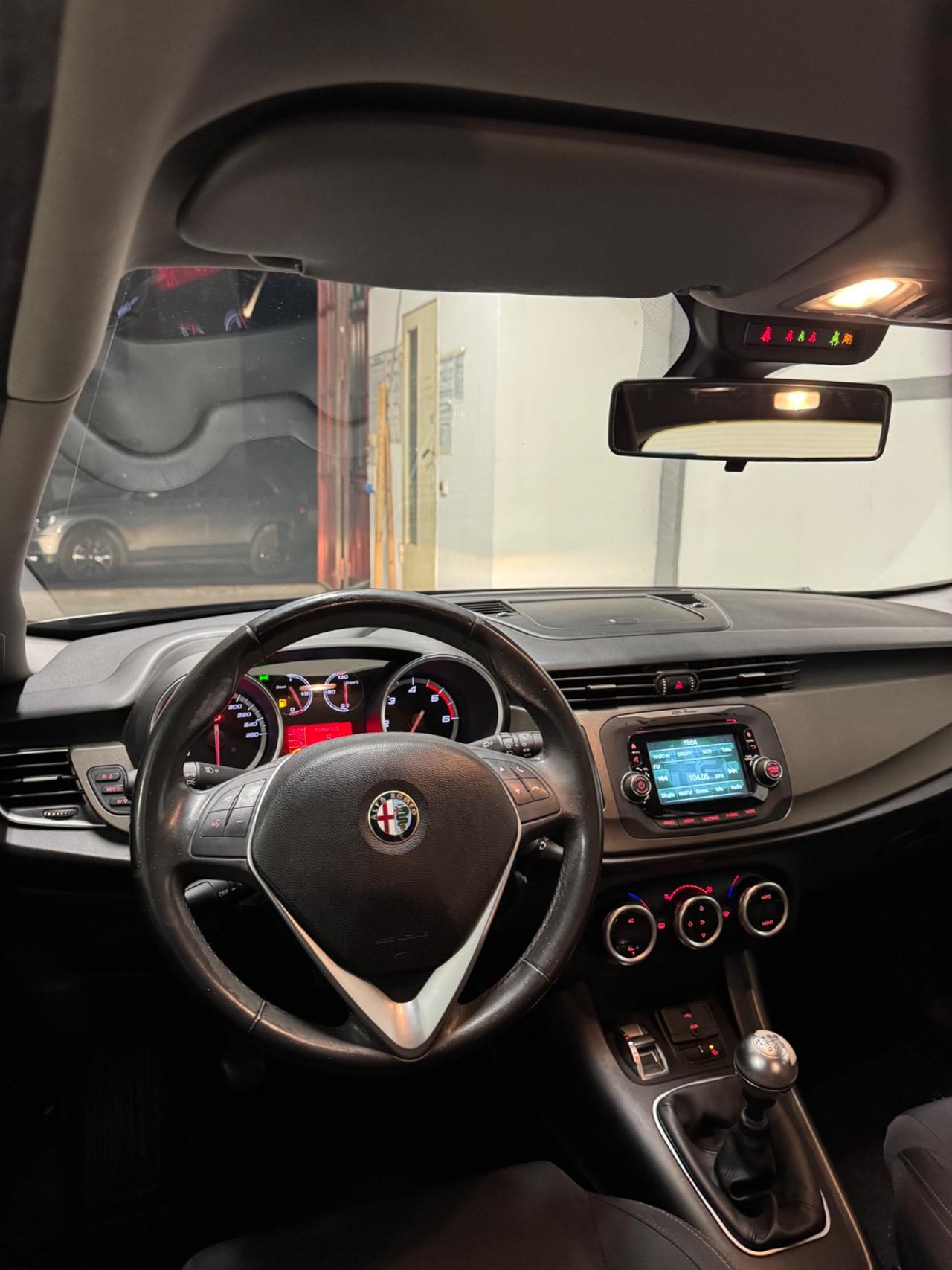 Alfa Romeo Giulietta 1.6 JTDm-2 105 CV Exclusive