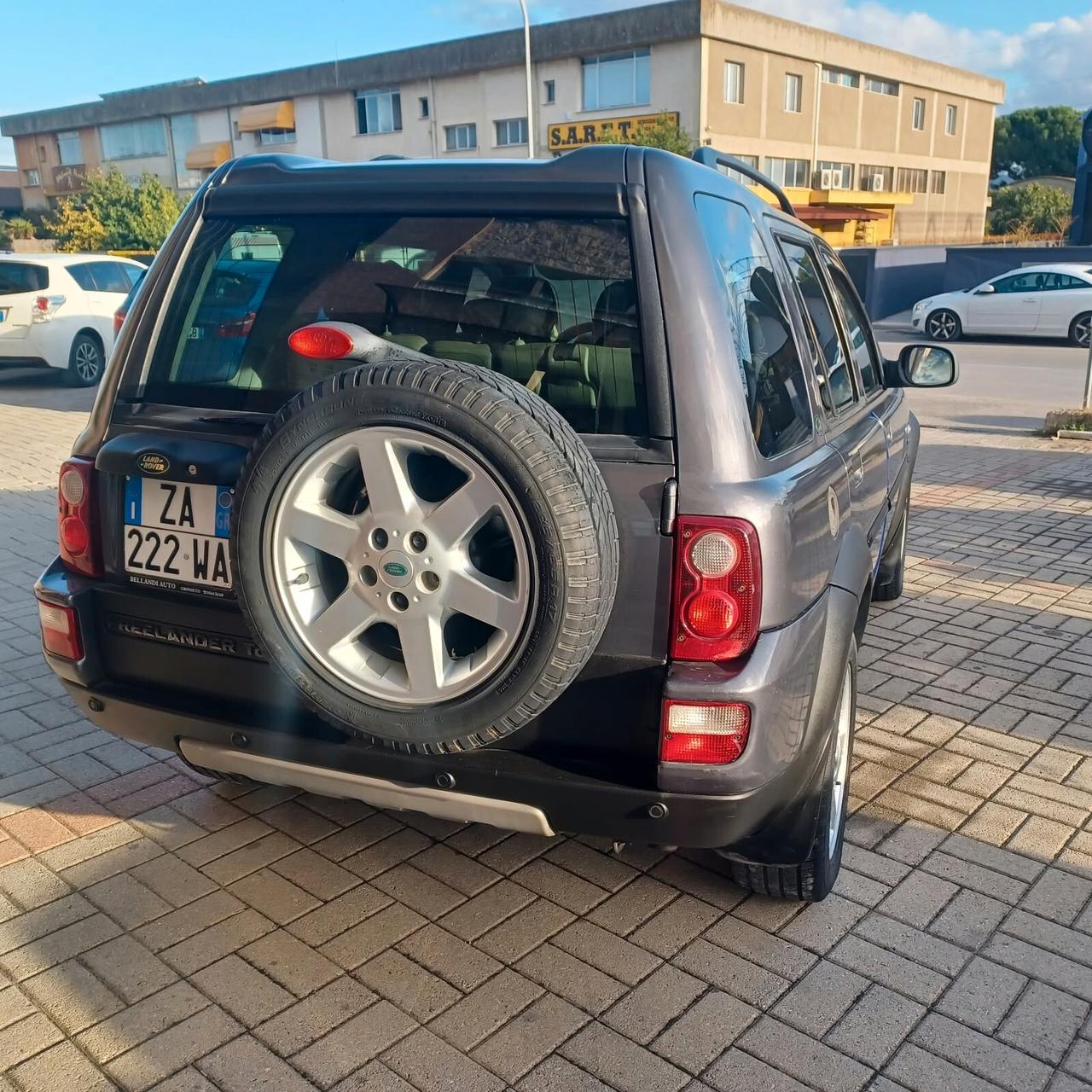 4X4 INDISTRUTTIBILE FREELANDER 2.0 TDI