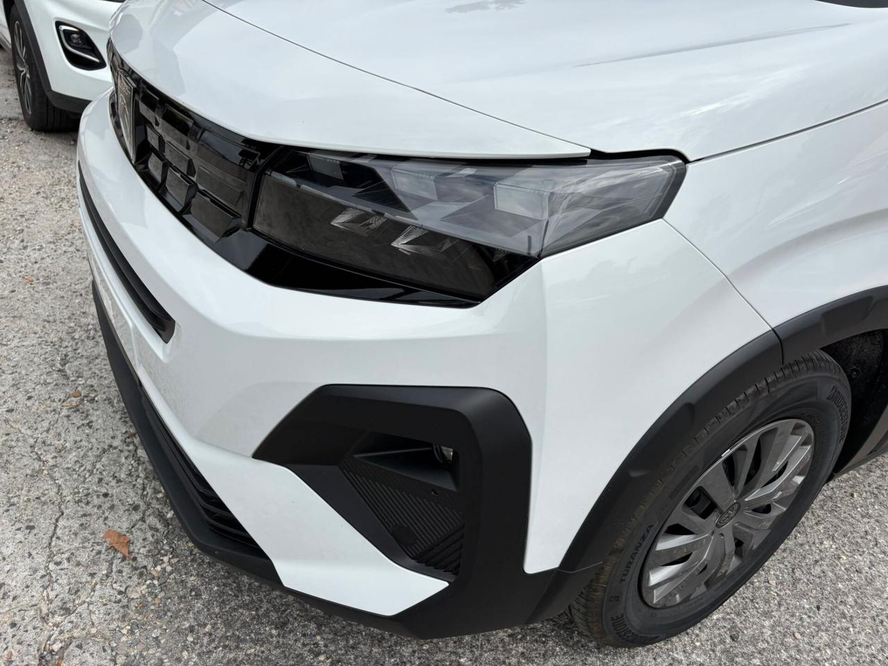 Peugeot Rifter Mix BlueHDi 1.5 100 S&S Allure Standard