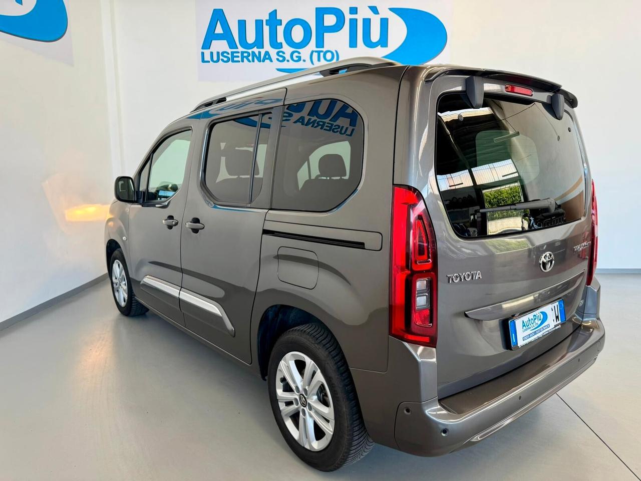 Toyota Proace City Verso 1.2 110 CV S&S Luxury