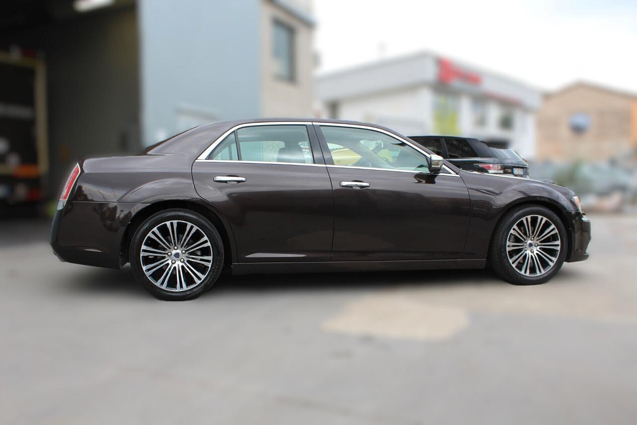 Lancia Thema 3.0 V6 Multijet II 239 CV Executive